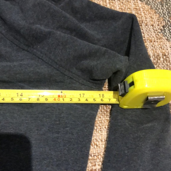 GUC grey Lululemon sweatshirt - Picture 9 of 13